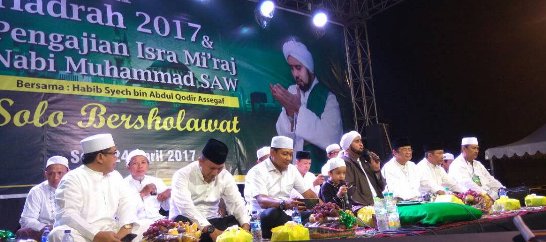 Ribuan Orang Padati Pengajian Isra Mi'raj di Sriwedari ...